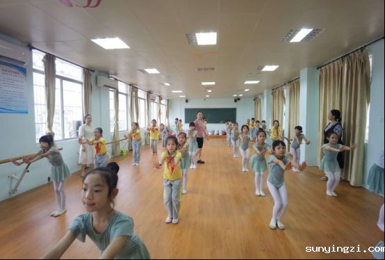 简篇-多彩课堂显特色 课后服务绽光芒——伟德公司官网地址2023春季特色课后服务